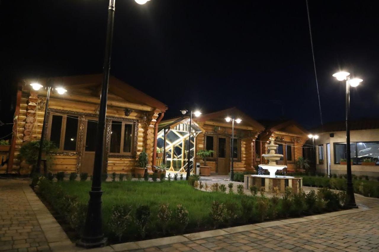 Tnak Hotel Ереван Экстерьер фото